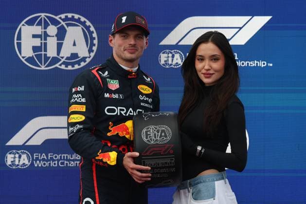 F1 Grand Prix Of Azerbaijan 2025 Qualifying Max Verstappen of Red Bull Racing and Janelle Zharmenova after the qualifying ahead of the Formula 1 Grand Prix of Azerbaijan at Baku City Circuit in Baku, Azerbaijan on September 20, 2025. Baku Azerbaijan  Copyright: xJakubxPorzyckix originalFilename:porzycki-f1grandp250920_np5Lp.jpg