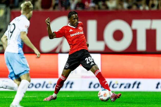 Fussball, Saison 2025 2026, 2. Bundesliga, Max Morlock Stadion, 6. Spieltag, 1. FC Nürnberg - VfL Bochum, 20.09.2025 20.09.2025, Fussball, Saison 2025 2026, 2. Bundesliga, Max Morlock Stadion, 6. Spieltag, 1. FC Nürnberg - VfL Bochum, 20 Pape Demba Diop (1. FC Nürnberg) Foto: Lucca Fundel Nürnberg Max Morlock Stadion Bayern Deutschland