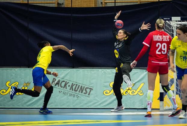 HANDBALL - AUT vs BRA, test match TULLN,AUSTRIA,20.SEP.25 - HANDBALL - OEHB international test match, Austria vs Brazil. Image shows Lena Ivancok (AUT).  GEPAxpictures xKevinxHackner