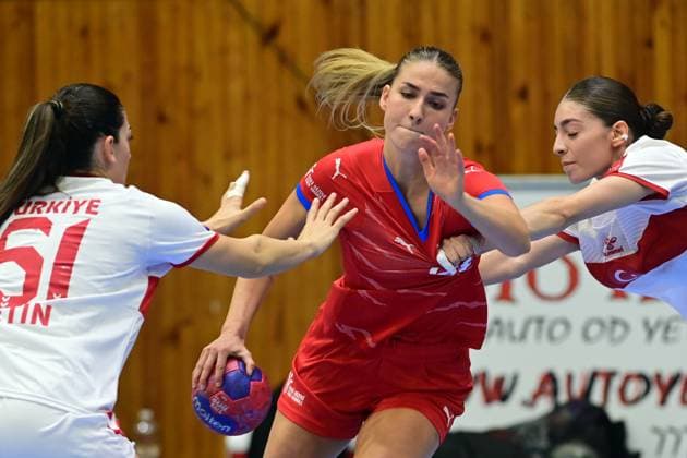 Woman handball tournament O stit mesta Chebu Czech Republic vs Turkey in Cheb, Czech Republic, September 20, 2025. From left: Edanur Cetin of Turkey, Czech Klara Kubalkova, Seval Bozova of Turkey. (CTKxPhoto SlavomirxKubes) CTKPhotoP2025092006447  CTKPhotoP2025092006447