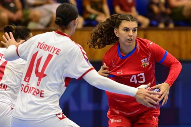 Woman handball tournament O stit mesta Chebu Czech Republic vs Turkey in Cheb, Czech Republic, September 20, 2025. From left Done Gul Bozdogan, Nuceren A. Goktepe of Turkey and Czech Veronika Holeckova. (CTKxPhoto SlavomirxKubes) CTKPhotoP2025092006542  CTKPhotoP2025092006542