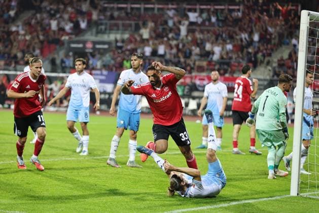 Adriano Grimaldo, FCN, nach dem 2:1 im Hinrundenspiel der Saison 2025 2026 zwischen dem 1. FC Nürnberg und dem Vfl Bochum (2:1) in Nürnberg; 20 09 2025 -