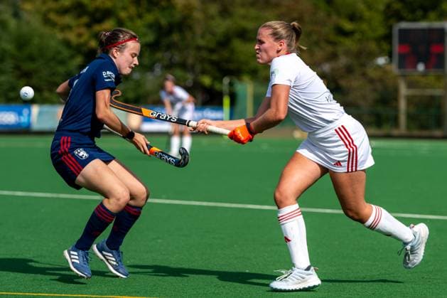 Feldhockey, Bremer HC vs. Düsseldorfer HC 0-2, Damen 1. Bundesliga, Saison 2025-26 21.06.25:, Bremen, Deutschland, 1. Bundesliga Damen Hockey (Foto von Axel Kaste) Im Angriff Lena Frerichs, (5 Bremer HC, Mittelfeld) Bremen Bremer Hockey-Club e.V. Freie Hansestadt Bremen Deutschland