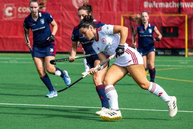 Feldhockey, Bremer HC vs. Düsseldorfer HC 0-2, Damen 1. Bundesliga, Saison 2025-26 21.06.25:, Bremen, Deutschland, 1. Bundesliga Damen Hockey (Foto von Axel Kaste) Delfina Granatto, (9 Bremer HC, Sturm) Bremen Bremer Hockey-Club e.V. Freie Hansestadt Bremen Deutschland