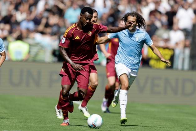 Serie A football match SS Lazio vs AS Roma Roma™s Ivorian defender Evan Ndicka controls the ball during the Serie A football match SS Lazio vs AS Roma at Olimpico Stadium on September 21, 2025, in Rome. _BPH2225 Copyright: xAntonioxBalascox