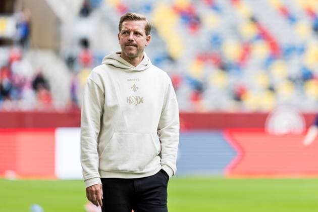 2. Fussball Bundesliga; Fortuna Düsseldorf 1895 - SV Darmstadt 98; 21.09.2025 Florian Kohfeldt (Trainer SV Darmstadt 98) 2. Fussball Bundesliga, Fortuna Düsseldorf 1895 - SV Darmstadt 98 Düsseldorf, Merkur Spiel-Arena am 21.09.2025 DFL REGULATIONS PROHIBIT ANY USE OF PHOTOGRAPHS AS IMAGE SEQUENCES AND OR QUASI-VIDEO.