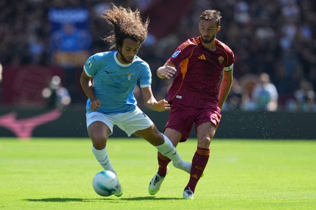Matteo Guendouzi of SS Lazio and Bryan Cristante of AS Roma during the Serie A 2025 2026 football match between SS Laziio and AS Roma at Stadio Olimpico in Roma (Italy), September 21, 2025. antoniettaxbaldassarre