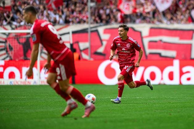 DUSSELDORF, GERMANY - 21 SEPTEMBER, 2025: Florent Muslija - Football match Bundesliga 2 Fortuna Düsseldorf - SV Darmstadt 98 at Merkur Spiel Arena.  Copyright: xVITALIIxKLIUIEVx