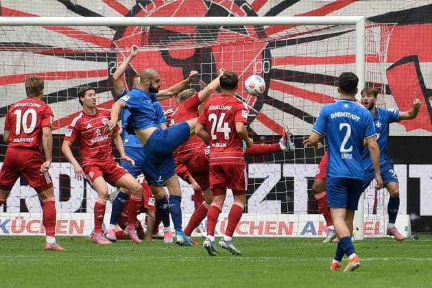 Strafraumszene Torchance von Aleksandar Vukotic (Darmstadt 20) 21.09.2025 Fussball Fortuna Duesseldorf vs SV Darmstadt 98, Merkur Spiel-Arena, Duesseldorf, DFB DFL REGULATIONS PROHIBIT ANY USE OF PHOTOGRAPHS AS IMAGE SEQUENCES AND OR QUASI-VIDE