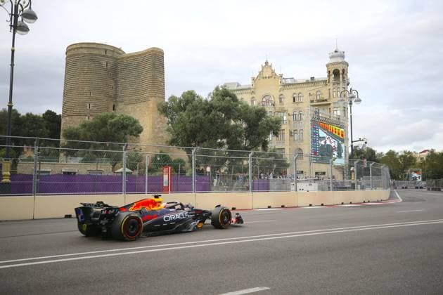 Formula 1 Azerbaijan Grand Prix BAKU, AZERBAIJAN - SEPTEMBER 21: Max Verstappen of Red Bull competes during the F1 Grand Prix of Azerbaijan at Baku City Circuit on September 21, 2025 in Baku, Azerbaijan. Resul Rehimov Anadolu Baku Azerbaijan. Editorial use only. Please get in touch for any other usage.  Copyright: x2025xAnadoluxResulxRehimovx