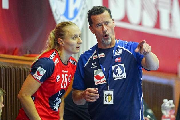 Women s World Handball Championship Qualifiers Czech Republic Norway Cheb, Czech Republic 20250921 Norway s head coach Ole Gustav Gjekstad and Henny Ella Reistad during the friendly match in women s handball between the Czech Republic and Norway at Sports hall TJ Lokomotiva Photo Terje Pedersen NTB Cheb Czech Republic EDITORIAL USE ONLY RESTRICTED USE FOR BETTING COMPANIES  Copyright: xTerjexPedersenx xNTBx
