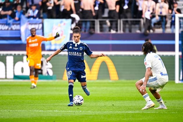 FOOTBALL : Paris FC vs Strasbourg - Ligue 1 - 21 09 2025 Ilan KEBBAL ( 10 - PFC ) during the Ligue 1 match between Paris FC and RC Strasbourg Alsace at Stade Jean Bouin on September 21, 2025 in Paris, France. ( Photo by Federico Pestellini PsnewZ ) - ParisFrance  Copyright: xFedericoxPestellinix