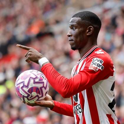 Sunderland v Aston Villa Premier League Nordi Mukiele of Sunderland gets ready to take a throw in during the Premier League match at the Stadium Of Light, Sunderland UK Newspapers OUT Copyright: xFredxPalmerx FIL-22264-0080