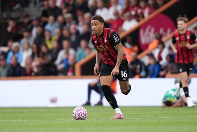 Bournemouth v Newcastle United, Premier League, Football, Vitality Stadium, Bournemouth, UK - 21 Sep 2025 Marcus Tavernier of Bournemouth runs the ball. Bournemouth Vitality Stadium Bournemouth GBR, UK NEWSPAPERS OUT Copyright: xSeanxRyanx