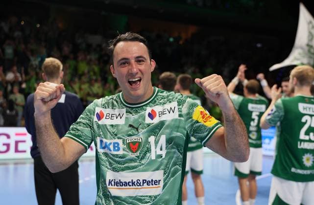 GER HBL Saison 2025 2026 FÜCHSE Berlin vs MT Melsungen, 21.09.25, Max-Schmeling-Halle, Berlin, Aitor ARINO (Füchse Berlin 14), Jubel, Freude, Emotion, Faust