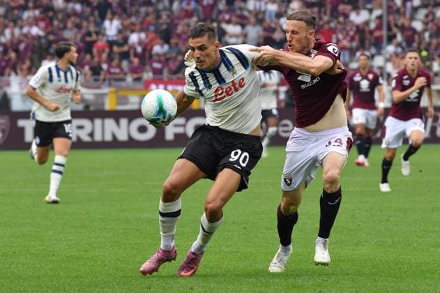 Foto IPP Massimo Rana Torino 21-09-2025 Calcio Campionato di Serie A 2025 2026 Torino-Atalanta nella foto nikola kristovic e ardian ismajili Italy Photo Press - World Copyright italy ITALY  Copyright: xR4924_italyphotopressx