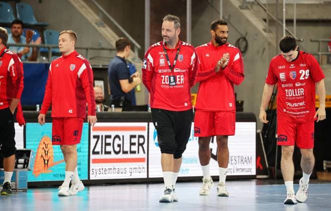 21.09.2025, Deutschland, Bietigheim, Handball 2. Bundesliga, SG BBM Bietigheim vs. HSC 2000 Coburg, BBM Trainer Iker Romero