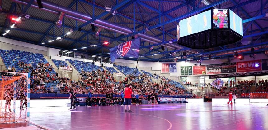21.09.2025, Deutschland, Bietigheim, Handball 2. Bundesliga, SG BBM Bietigheim vs. HSC 2000 Coburg, Übersicht, Hallenübersicht