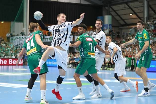 Handball DAIKIN HBL: SC DHfK Leipzig vs. THW Kiel; 21.09.2025 Elias Ellefsen a Skipagötu (71, THW Kiel) setzt sich durch. Handball, DAIKIN HBL, 1. Bundesliga, Saison 2025 2026, 5. Spieltag: SC DHfK Leipzig vs. THW Kiel am 21.09.2025 in der Quarterback Immobilien Arena Leipzig. Copyright: xBEAUTIFULxSPORTS JanxKaeferx