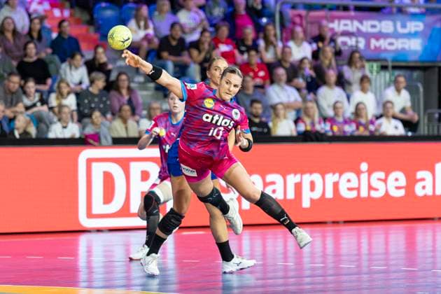 Länderspiel DHB - Deutschland gegen Niederlande, 21.09.2025 Länderspiel DHB - Deutschland gegen Niederlande am 21.09.2025 in Krefeld. 10 MAREIKE THOMAIER (GER) - Copyright: xBEAUTIFULxSPORTS KennyxBeelex