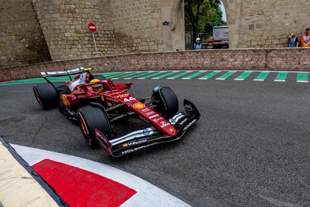 FORMULE 1 : Course Grand Prix Azerbaidjan 2025 - 21 09 2025 44 Lewis Hamilton (GBR) Scuderia Ferrari HP (ITA) SF25 Ferrari during the 2025 Formula 1 Azerbaijan Grand Prix, round 17 of the 2025 Formula 1 World Championship, WM, Weltmeisterschaft which takes place from September 19th to 21st 2025 at the Baku City Circuit, Azerbaijan (AZ)  Copyright: xIANxBUNDEYx xMPSxAGENCYx x