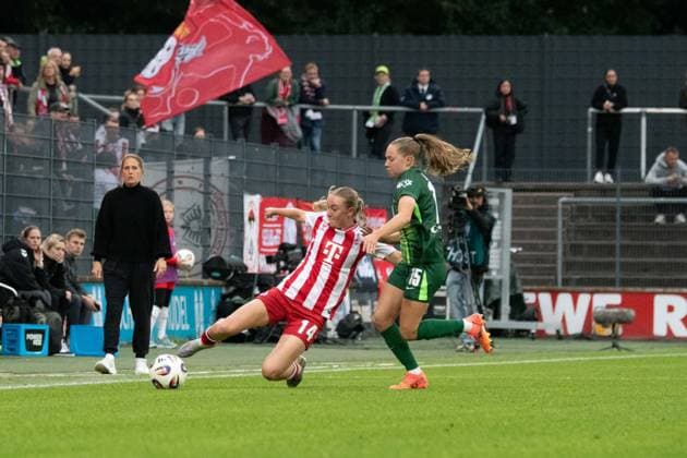 Carlotta Imping (14 1. FC Köln) and Janou Levels (15 VfL Wolfsburg) during the Google Pixel Frauen-Bundesliga between 1. FC Köln v. VfL Wolfsburg and VfL Wolfsburg at Franz-Kremer-Stadion in Cologne, Germany. Copyright: xQianruxZhang SPPx Sportspressphoto_SPR30031