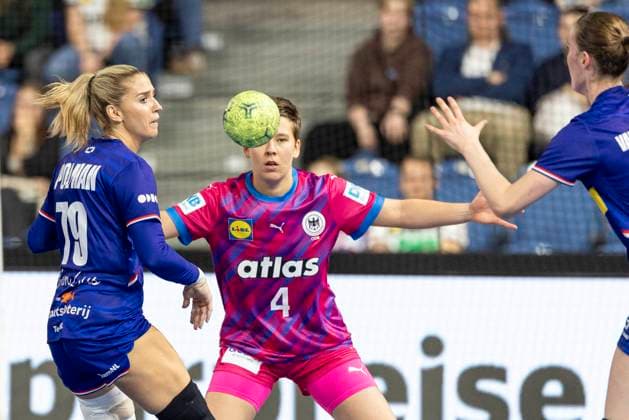 Länderspiel DHB - Deutschland gegen Niederlande, 21.09.2025 Länderspiel DHB - Deutschland gegen Niederlande am 21.09.2025 in Krefeld. - Copyright: xBEAUTIFULxSPORTS KennyxBeelex