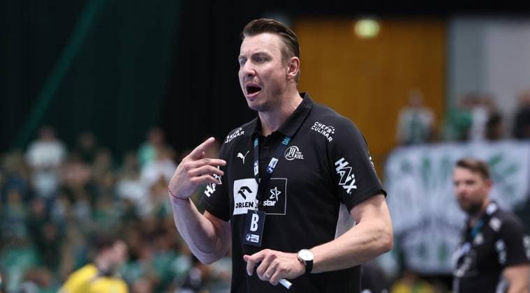 Leipzig, 21.09.2025, Arena Leipzig, Handball, Bundesliga, 5.Spieltag , SC DHfK Leipzig vs. THW Kiel , Im Bild; Trainer Filip Jicha, THW Kiel. , Nur zur redaktionellen Nutzung. Only editorial use. , DHB HBL regulations prohibit any use of photographs as image sequences and or quasi-video. ,