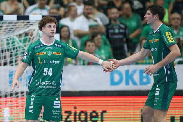 21.09.2025, xtgx, Handball - Daikin HBL, SC DHfK Leipzig - THW Kiel emspor, v.l. Jeron Busch (Leipzig, 54), Marko Mamic (Leipzig, 14) Leipzig