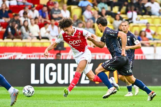 FOOTBALL : MONACO vs METZ - ligue 1 - 21 9 25 Monaco™s midfielder 11 Maghnes Akliouche during the French L1 2025-2026 season football match between AS Monaco and FC Metz at Louis II stadium of Monaco, south France, on September 21, 2025. MONACOMonaco  Copyright: xfredxDIDES psnewzx