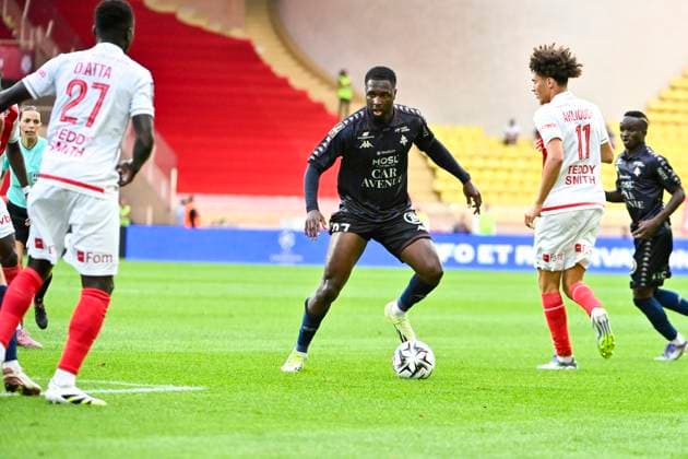 FOOTBALL : MONACO vs METZ - ligue 1 - 21 9 25 Metz™s 97 F. Ballo-TourÃ during the French L1 2025-2026 season football match between AS Monaco and FC Metz at Louis II stadium of Monaco, south France, on September 21, 2025. MONACOMonaco  Copyright: xfredxDIDES psnewzx