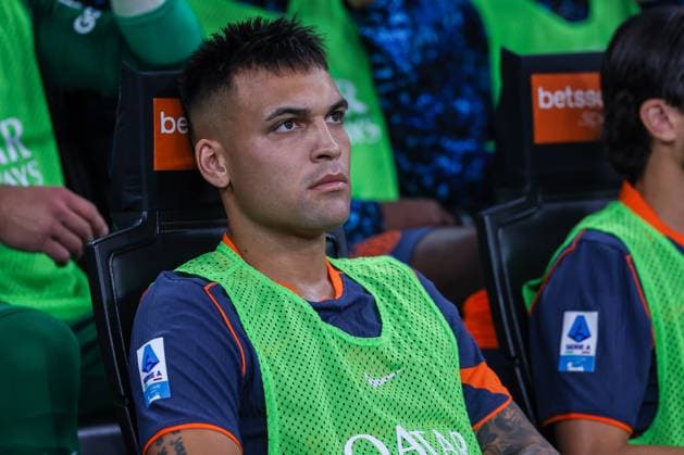 FC Internazionale vs US Sassuolo - Serie A 2025 26 - 21 09 2025 Lautaro Martinez of FC Internazionale looks on during Serie A 2025 26 football match between FC Internazionale and US Sassuolo at San Siro Stadium Copyright: xBEAUTIFULxSPORTS Carabellix