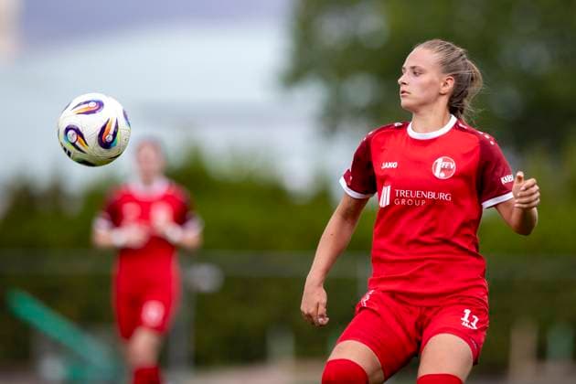 Regionalliga Nordost Frauen: 1. FFV Erfurt vs. 1. FC Union Berlin II; 21.09.2025 Neele Gast ( 11; 1. FFV Erfurt) Regionalliga Nordost Frauen: 1. FFV Erfurt vs. 1. FC Union Berlin II; Sportforum Johannesplatz Erfurt; 21.09.2025 Copyright: xBEAUTIFULxSPORTS Duehringx