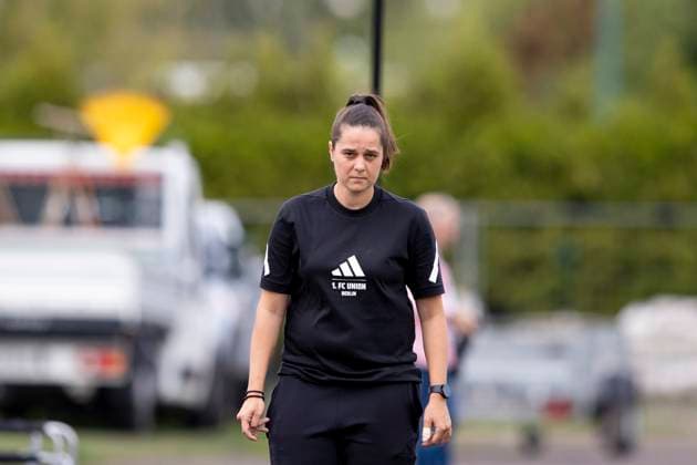 Regionalliga Nordost Frauen: 1. FFV Erfurt vs. 1. FC Union Berlin II; 21.09.2025 Anja Matthes (Trainerin; 1. FC Union Berlin II) Regionalliga Nordost Frauen: 1. FFV Erfurt vs. 1. FC Union Berlin II; Sportforum Johannesplatz Erfurt; 21.09.2025 Copyright: xBEAUTIFULxSPORTS Duehringx