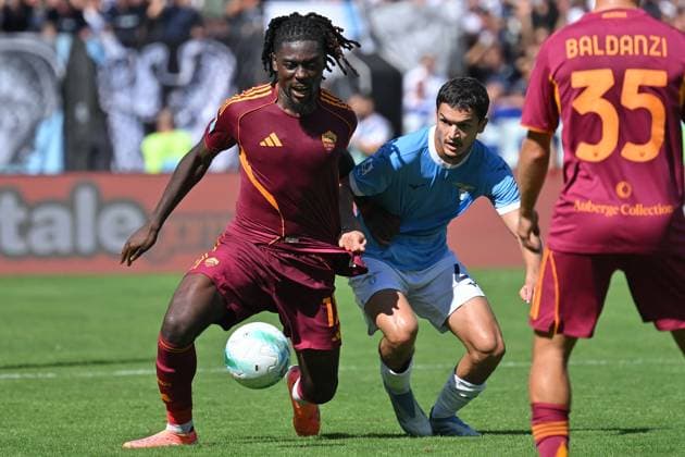 CALCIO - Serie A - SS Lazio vs AS Roma Manu Kone of AS Roma,Reda Belahyane of SS Lazio during the serie A Enilive match between SS Lazio v Roma at olimpico stadium in Rome September 21st, 2025 Mattia Vian Rome Italy  Copyright: xIPAxSport ABACAx