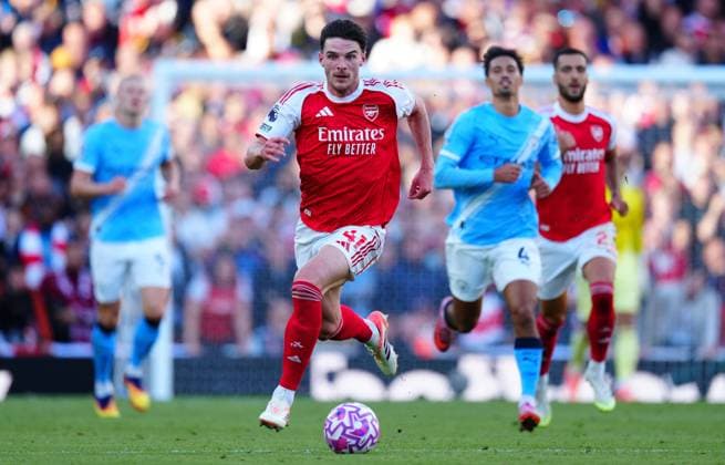 Declan Rice of Arsenal Arsenal v Manchester City, Premier League, Football, Emirates Stadium, London, UK - 21 Sep 2025London Emirates Stadium United Kingdom EDITORIAL USE ONLY No use with unauthorised audio, video, data, fixture lists, club league logos or live services. Online in-match use limited to 120 images, no video emulation. No use in betting, games or single club league player publications.  Copyright: xJavierxGarcia Shutterstockx 15487130gg
