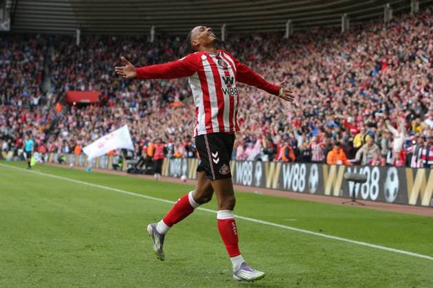 Sunderland v Aston Villa - Premier League Wilson Isidor of Sunderland celebrates his goal during the Premier League match between Sunderland and Aston Villa at the Stadium of Light in Sunderland, England, on September 20, 2025. Sunderland Tyne and Wear United Kingdom  Copyright: xMIxNewsx originalFilename:fletcher-sunderla250921_npch6.jpg