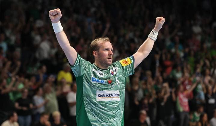 Max Darj jubelt nach Spielende Freude Emotion Jubel Handball HBL Bundesliga Herren 5. Spieltag Saison 2025 2026 21.09.2025 Füchse Berlin vs MT Melsungen