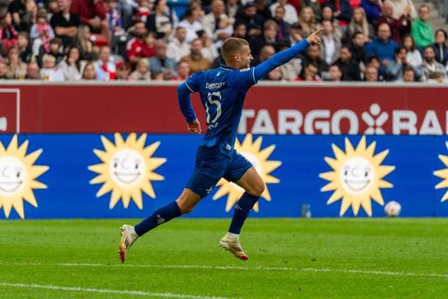 Jubel zum Tor zum 0:2 durch Fabian Nuernberger (SV Darmstadt 98, 15), GER, Fortuna Duesseldorf vs. SV Darmstadt 98, Fussball, 2. Bundesliga, 6. Spieltag, Saison 2025 2026, 21.09.2025, DFL REGULATIONS PROHIBIT ANY USE OF PHOTOGRAPHS AS IMAGE SEQUENCES AND OR QUASI-VIDEO, GER, Fortuna Duesseldorf vs. SV Darmstadt 98, Fussball, 2. Bundesliga, 6. Spieltag, Saison 2025 2026, 21.09.2025 Duesseldorf