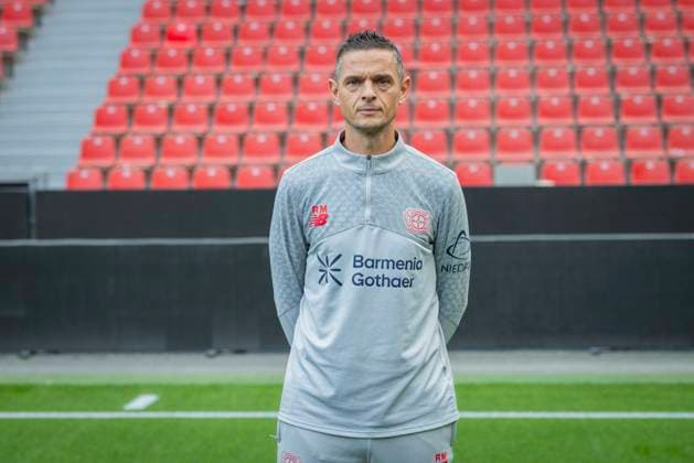 Co Trainer Rogier Meijer Bayer Leverkusen; 1.BL Porträttermin 2025 2026