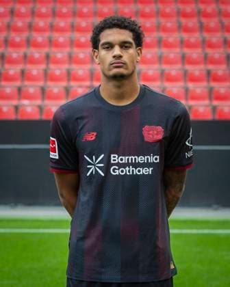 Jarell Quansah (Bayer Leverkusen) Bayer Leverkusen; 1.BL Porträttermin 2025 2026