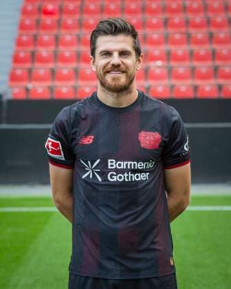 Jonas Hofmann (Bayer Leverkusen) Bayer Leverkusen; 1.BL Porträttermin 2025 2026