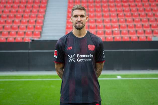 Robert Andrich (Bayer Leverkusen) Bayer Leverkusen; 1.BL Porträttermin 2025 2026