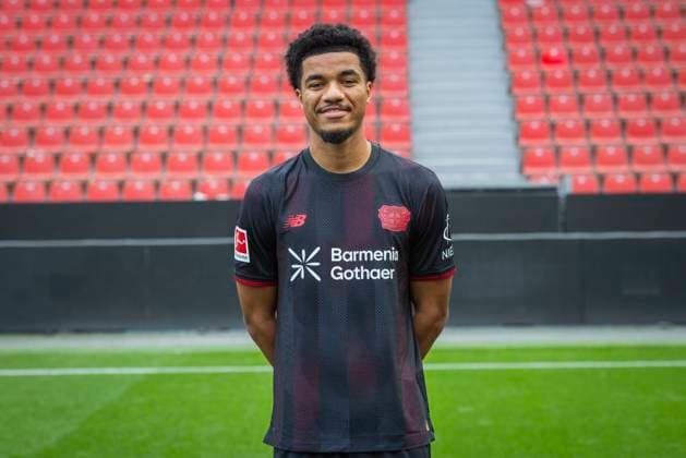 Malik Tillman (Bayer Leverkusen) Bayer Leverkusen; 1.BL Porträttermin 2025 2026