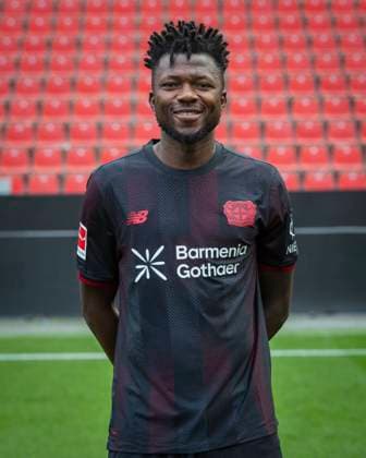 Edmond Tapsoba (Bayer Leverkusen) Bayer Leverkusen; 1.BL Porträttermin 2025 2026