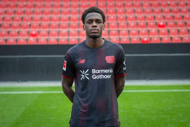 Ernest Poku (Bayer Leverkusen) Bayer Leverkusen; 1.BL Porträttermin 2025 2026