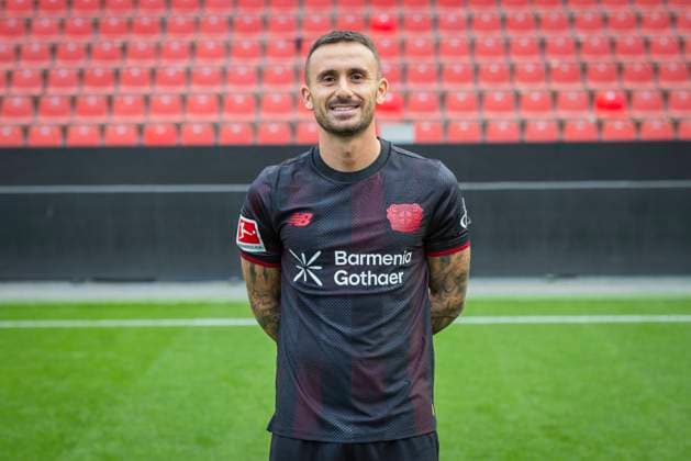 Aleix Garcia (Bayer Leverkusen) Bayer Leverkusen; 1.BL Porträttermin 2025 2026