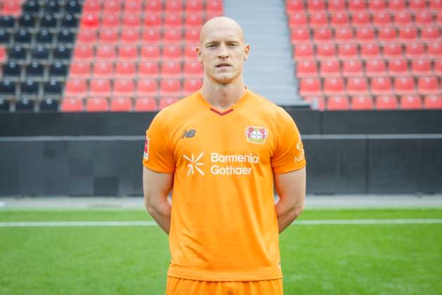 Niklas Lomb (Bayer Leverkusen) Bayer Leverkusen; 1.BL Porträttermin 2025 2026