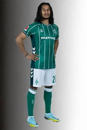 offizieller Portraittermin SV Werder Bremen 2025 2026 Isaac Schmitt (Werder Bremen 23); 1.BL Porträttermin 2025 2026,