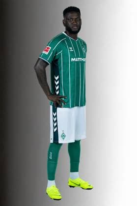 offizieller Portraittermin SV Werder Bremen 2025 2026 Victor Boniface (Werder Bremen 44); 1.BL Porträttermin 2025 2026,